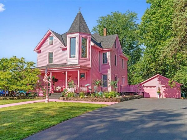 1031 2nd Street, Hudson, WI 54016