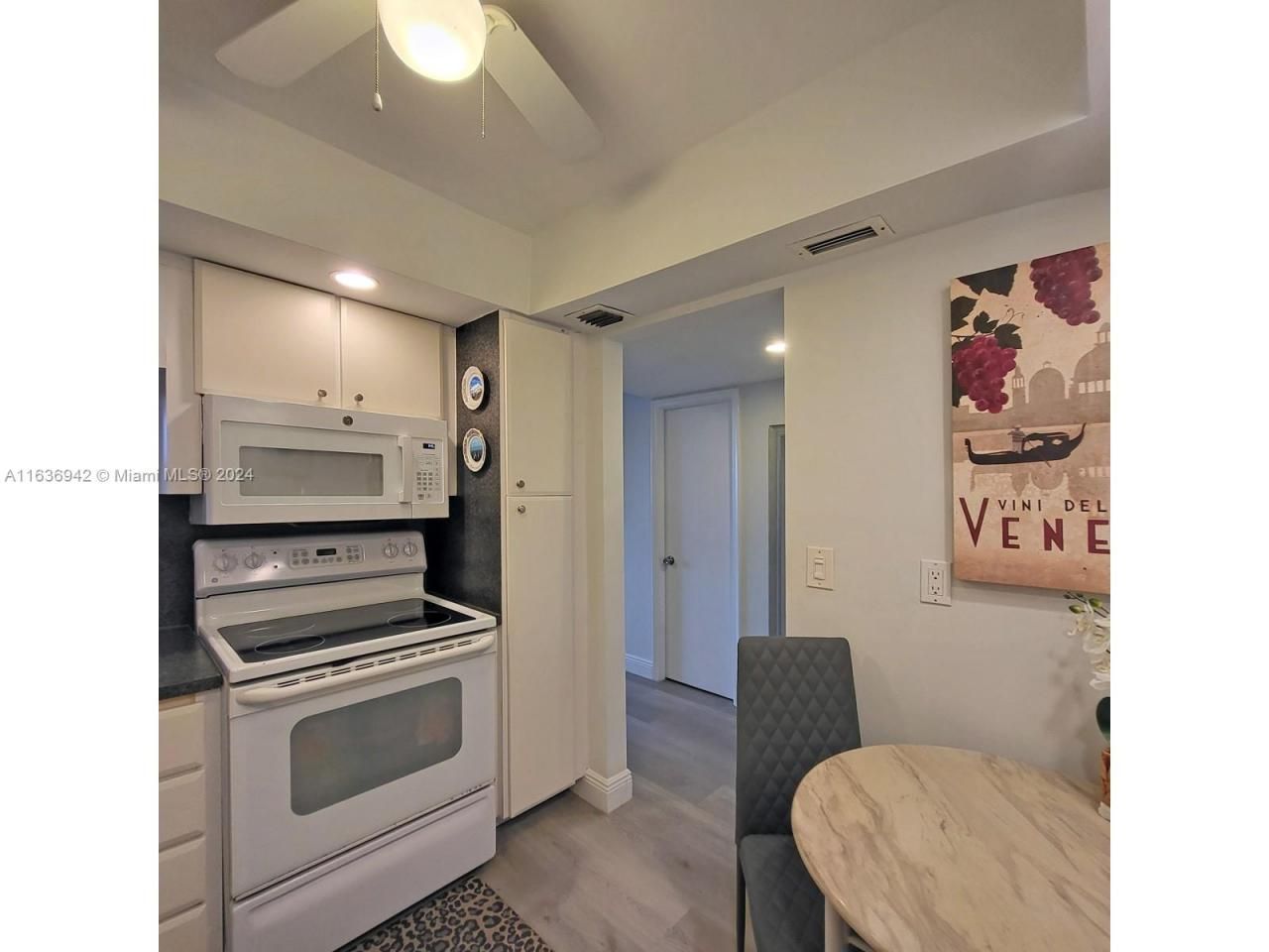 1825 S Ocean Dr, Unit 206, Hallandale Beach, FL 33009 Photo