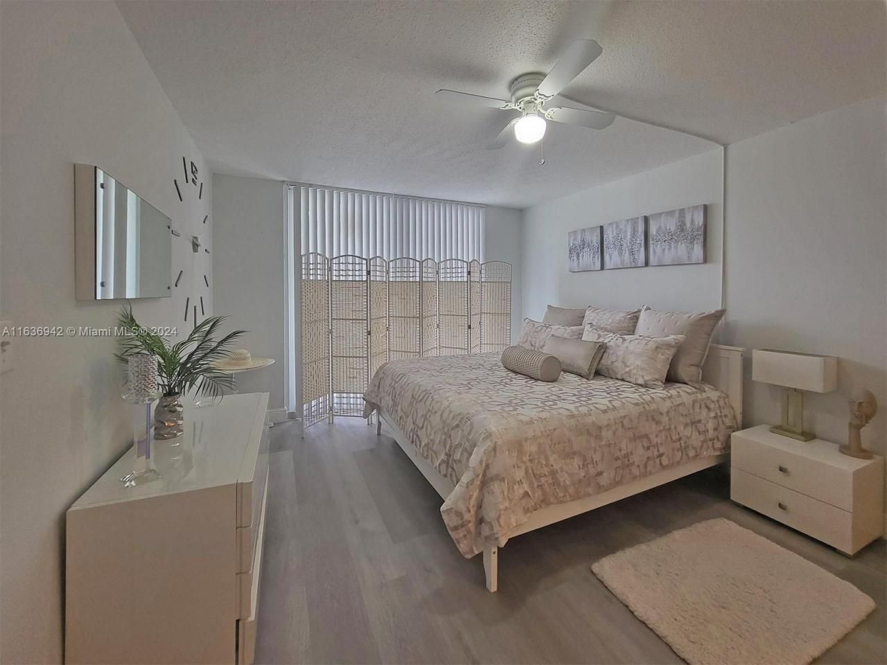 1825 S Ocean Dr, Unit 206, Hallandale Beach, FL 33009 Photo