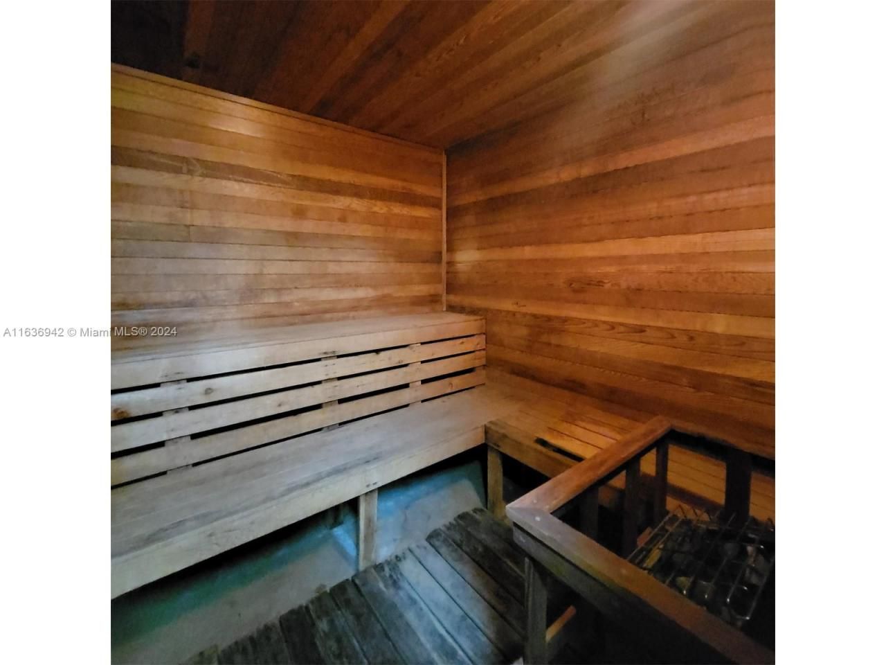 1825 S Ocean Dr, Unit 206, Hallandale Beach, FL 33009 Photo