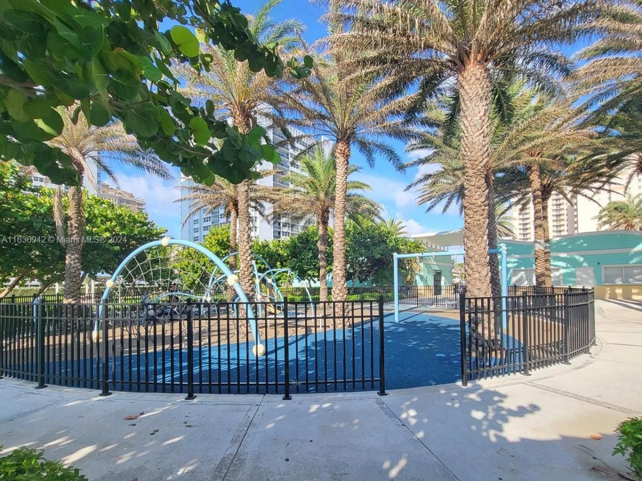 1825 S Ocean Dr, Unit 206, Hallandale Beach, FL 33009 Photo