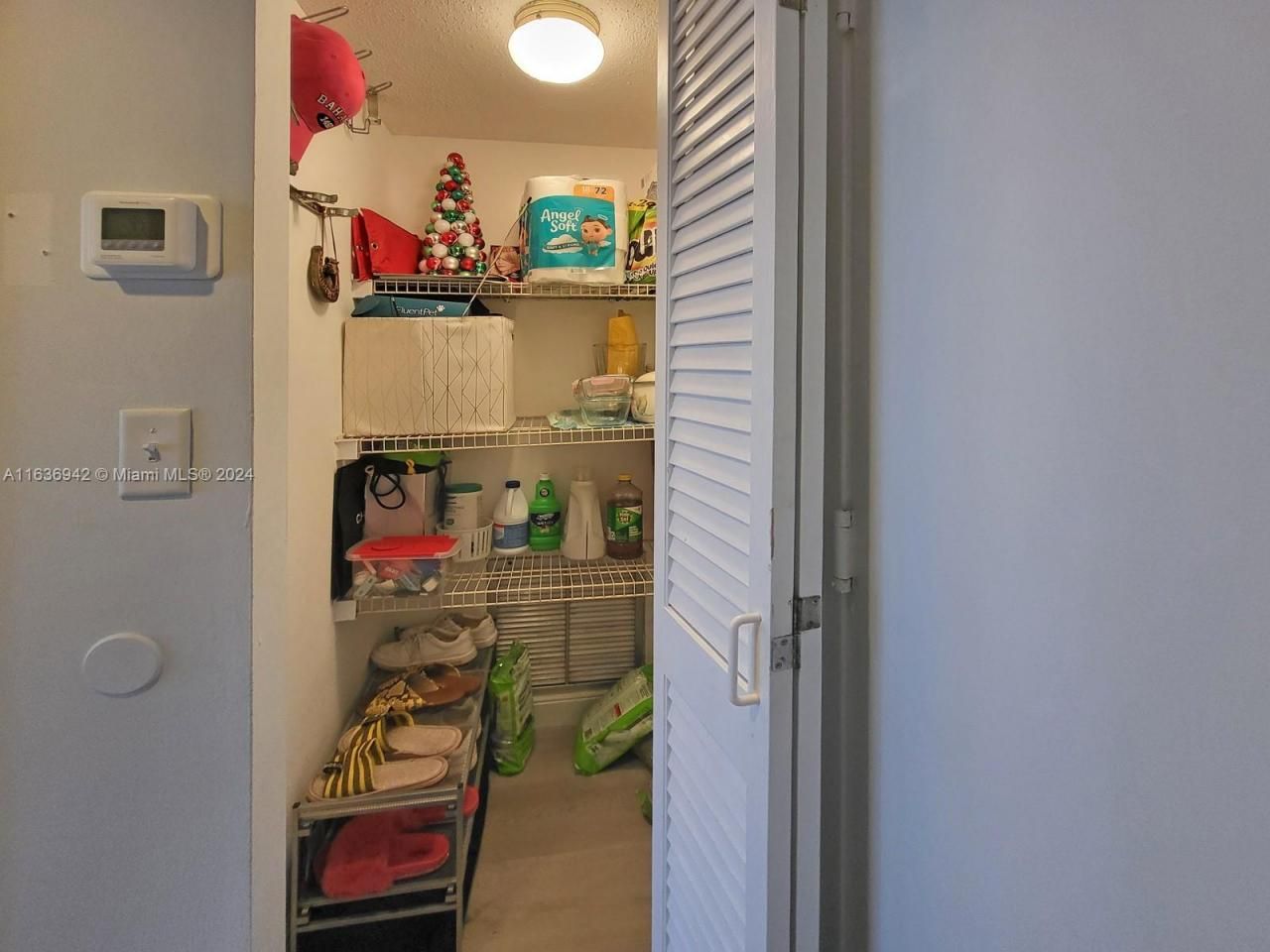 1825 S Ocean Dr, Unit 206, Hallandale Beach, FL 33009 Photo