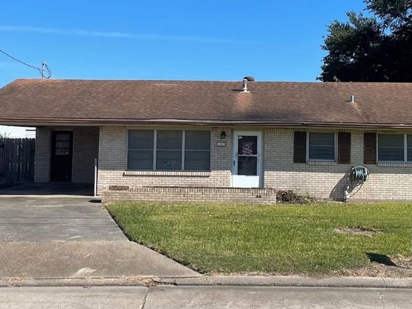 1419 Acadian Dr, Houma, LA 70363