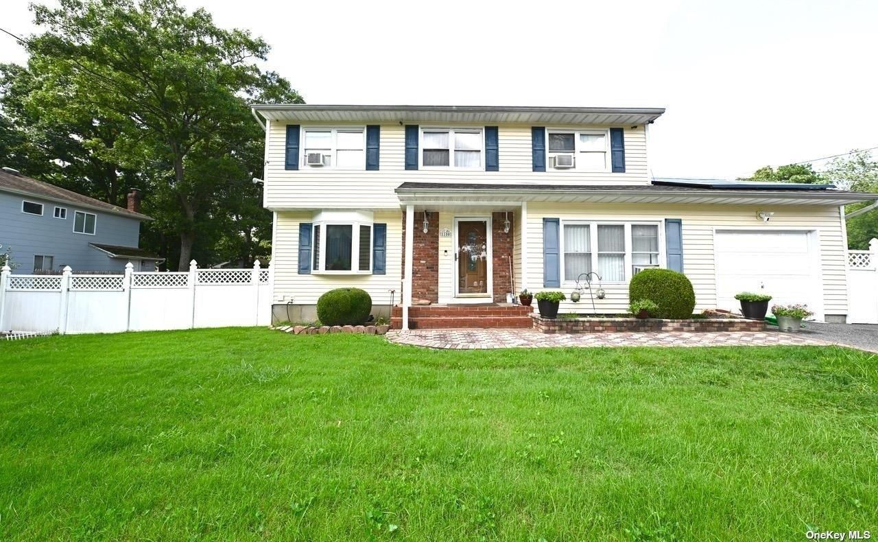 1150 Connetquot Avenue, Central Islip, NY 11722 Main Photo