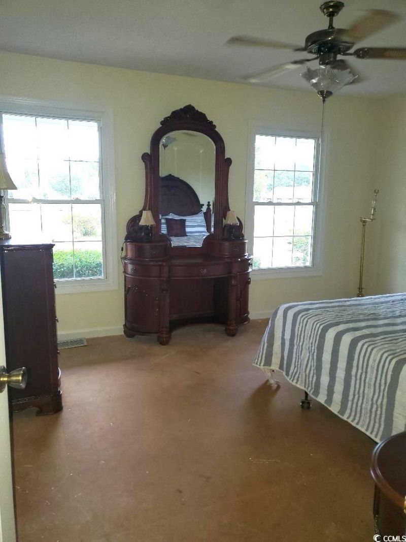 5864 Crestwood Dr. Photo 15