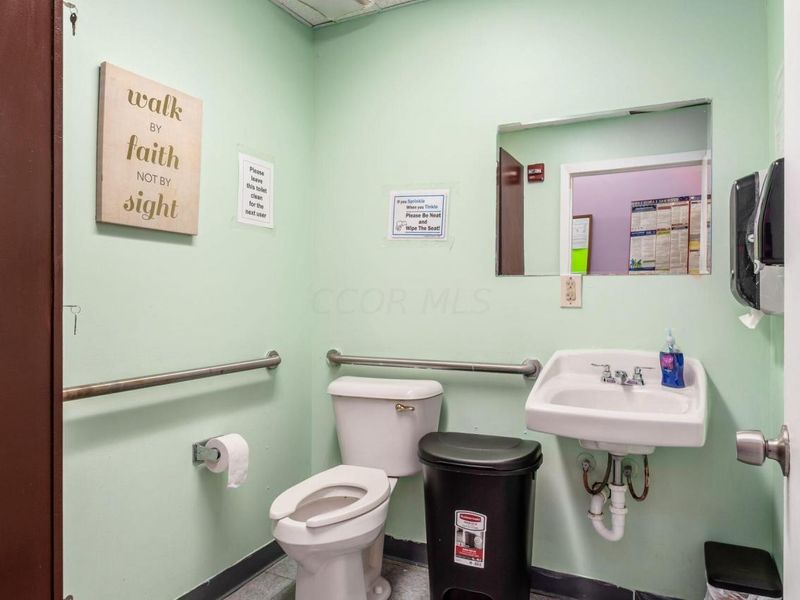 3530 Soldano Boulevard, Columbus, OH 43228 Photo 25