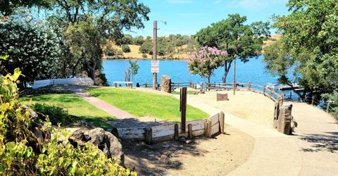 209 Oakhurst Ct, Copperopolis, CA 95228 Photo