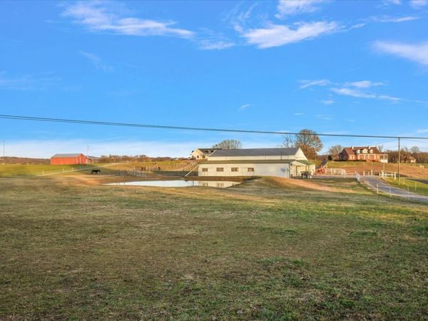 143 Coble Rd, Shelbyville, TN 37160