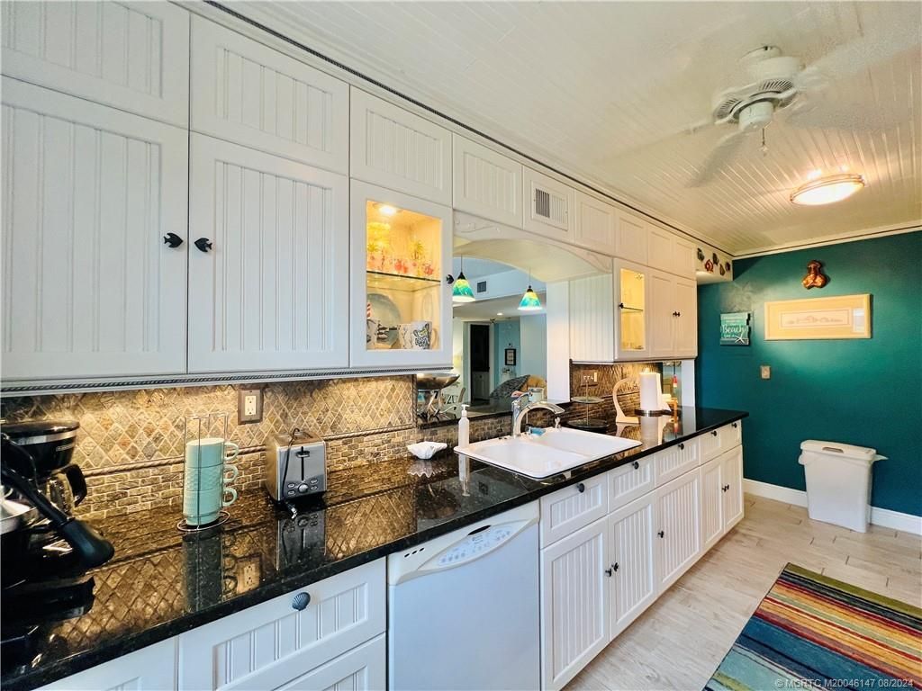 10044 S Ocean Drive, Unit 102, Jensen Beach, FL 34957 Photo