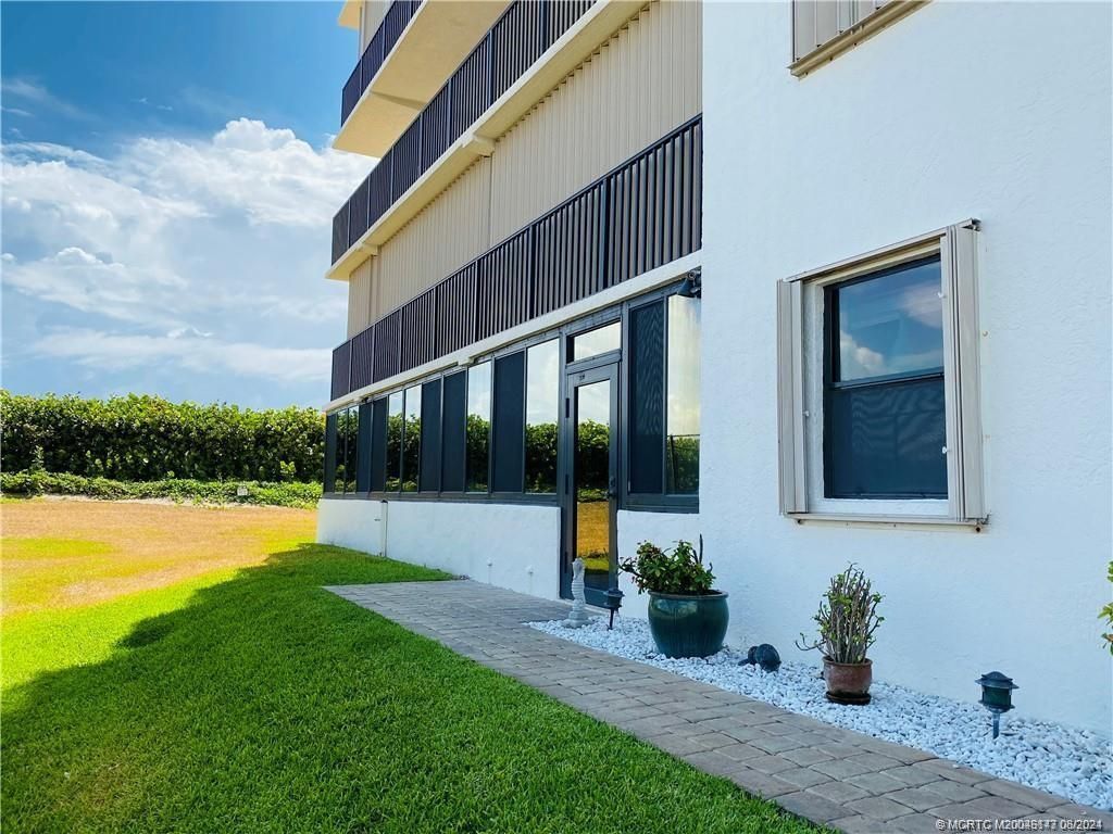 10044 S Ocean Drive, Unit 102, Jensen Beach, FL 34957 Photo