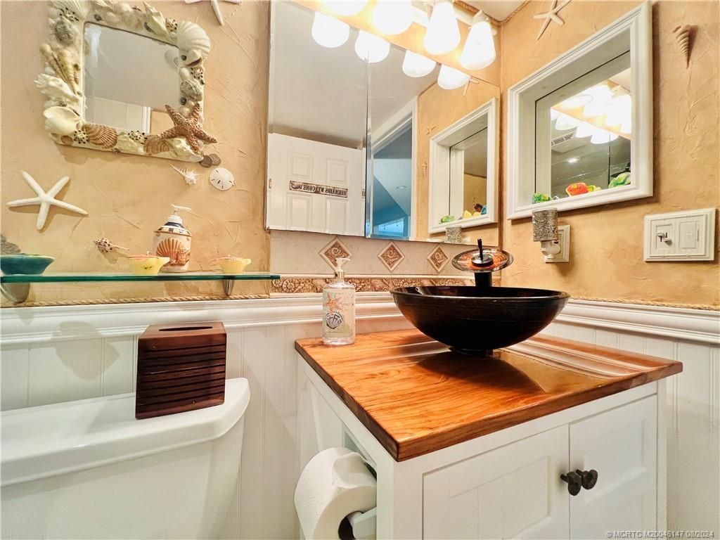 10044 S Ocean Drive, Unit 102, Jensen Beach, FL 34957 Photo