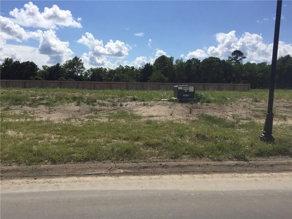 100 RED TAILED HAWK Road, Lake Charles, LA 70615