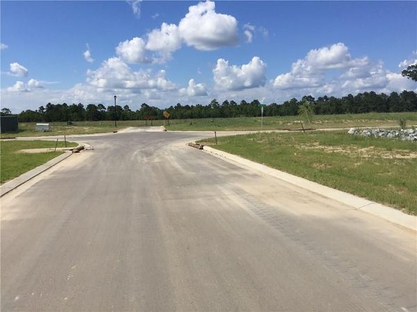 108 BARN OWL Drive, Lake Charles, LA 70615