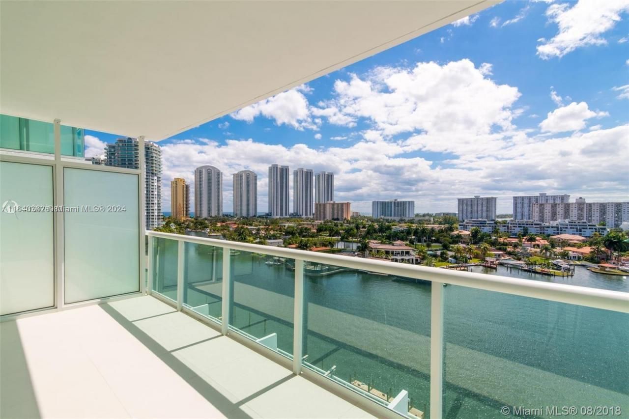 400 Sunny Isles Blvd, Unit 1019, Sunny Isles Beach, FL 33160 Photo