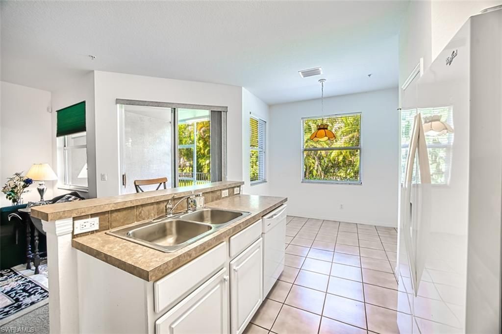 13921 Lake Mahogany Blvd, Unit 2813, Fort Myers, FL 33907 Photo