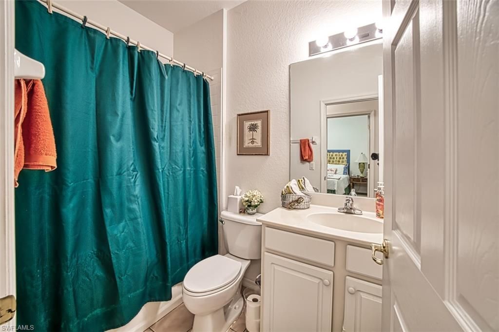 13921 Lake Mahogany Blvd, Unit 2813, Fort Myers, FL 33907 Photo