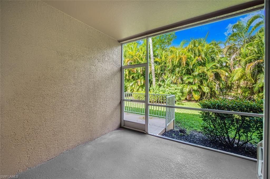 13921 Lake Mahogany Blvd, Unit 2813, Fort Myers, FL 33907 Photo