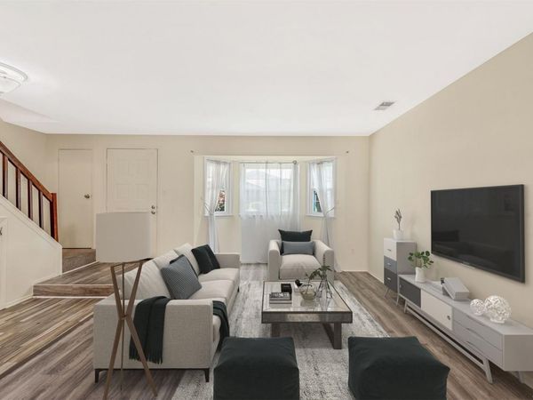 22 Sunhollow Court, Unit 22, Deer Park, NY 11729