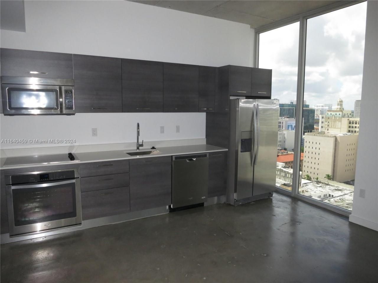 151 SE 1 St, Unit 1902, Miami, FL 33131 Photo