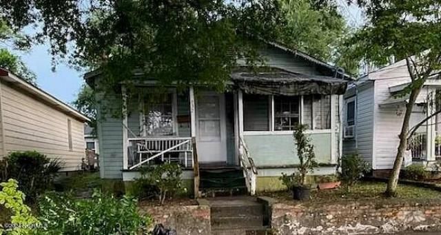 832 Fanning Street, Wilmington, NC 28401 Main Photo