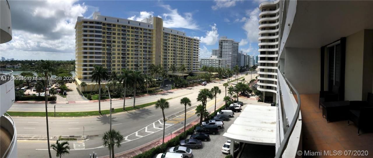 5555 Collins Ave, Unit 7T, Miami Beach, FL 33140 Photo