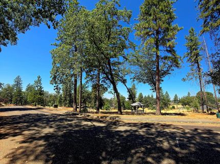 351 Pinewood Dr, Paradise, CA 95969 Photo