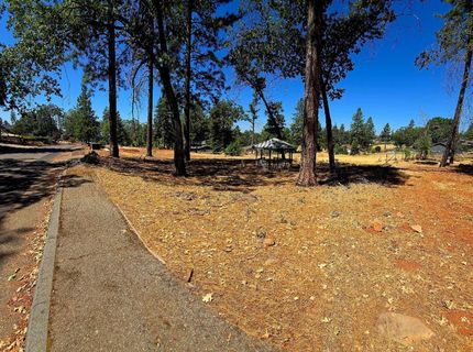 351 Pinewood Dr, Paradise, CA 95969 Photo