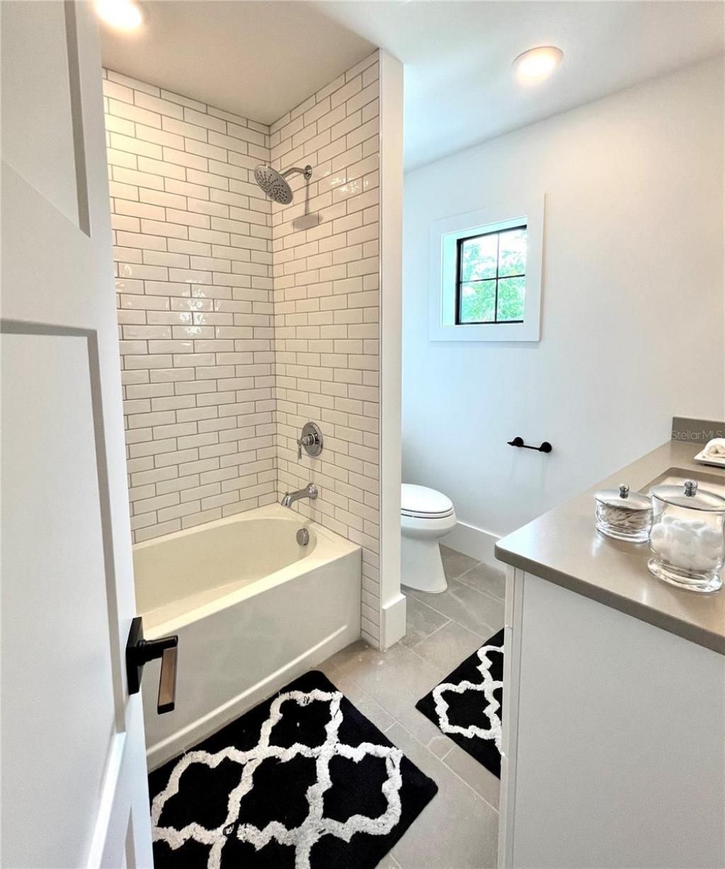 806 S Jefferson Avenue, Unit #1, Sarasota, FL 34237 Photo