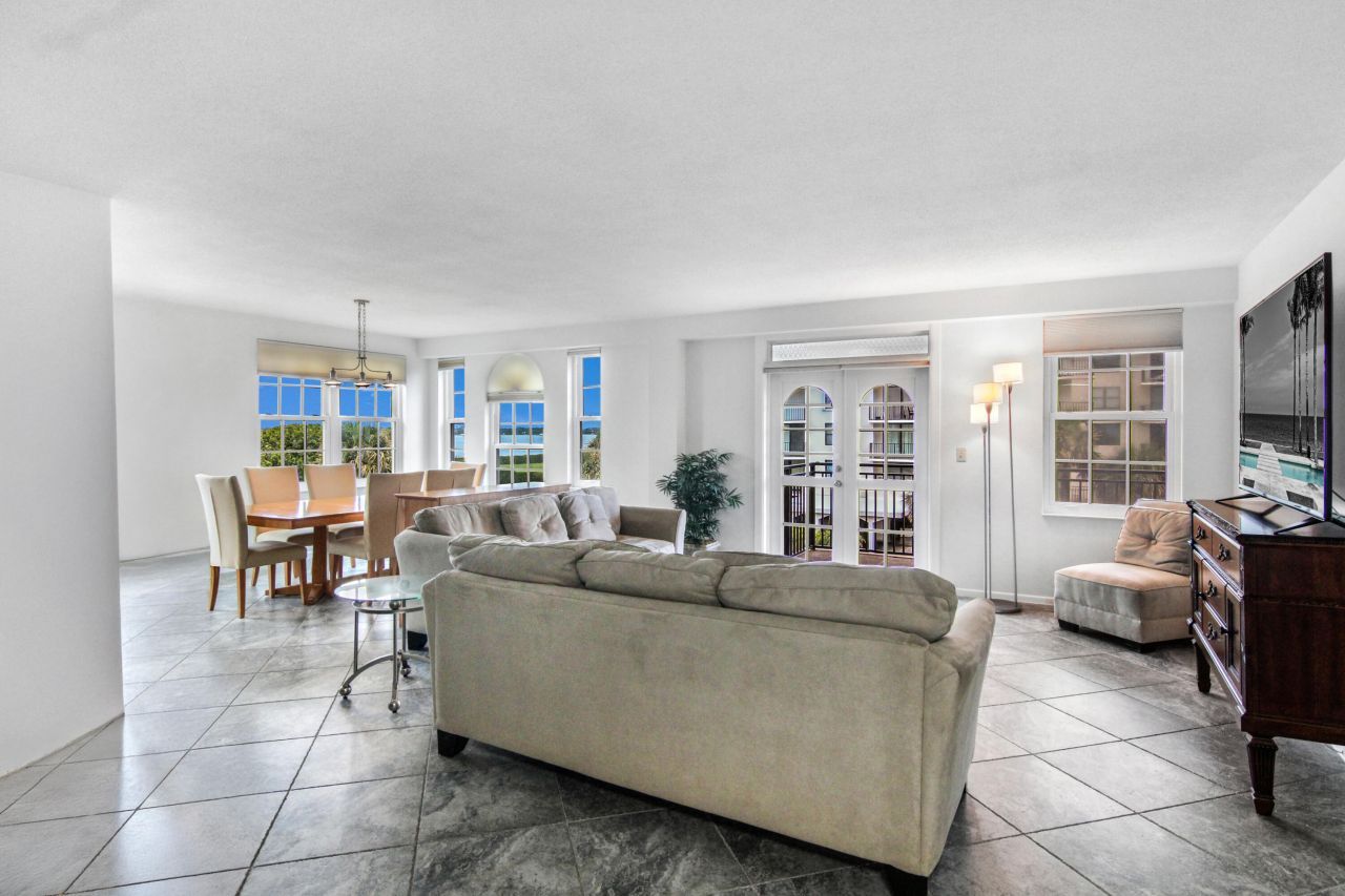 3475 S Ocean Boulevard, Unit 2160, Palm Beach, FL 33480 Photo