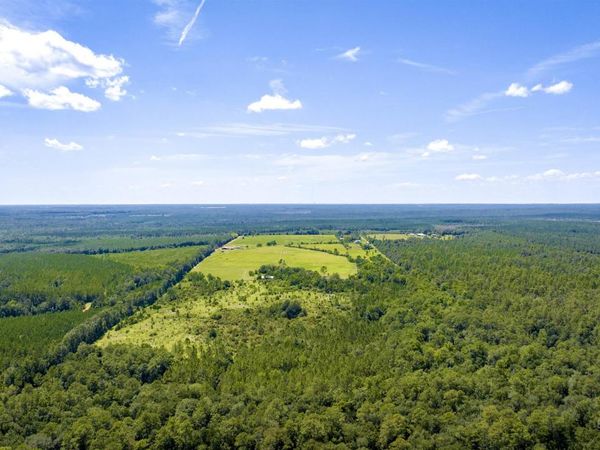 31512 A N River Road, Loxley, AL 36551