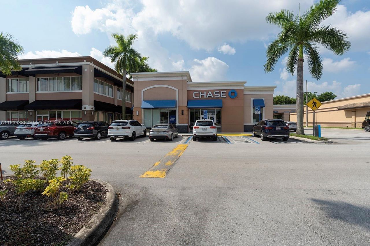 12610 SW 120th St, Miami, FL 33186 Photo