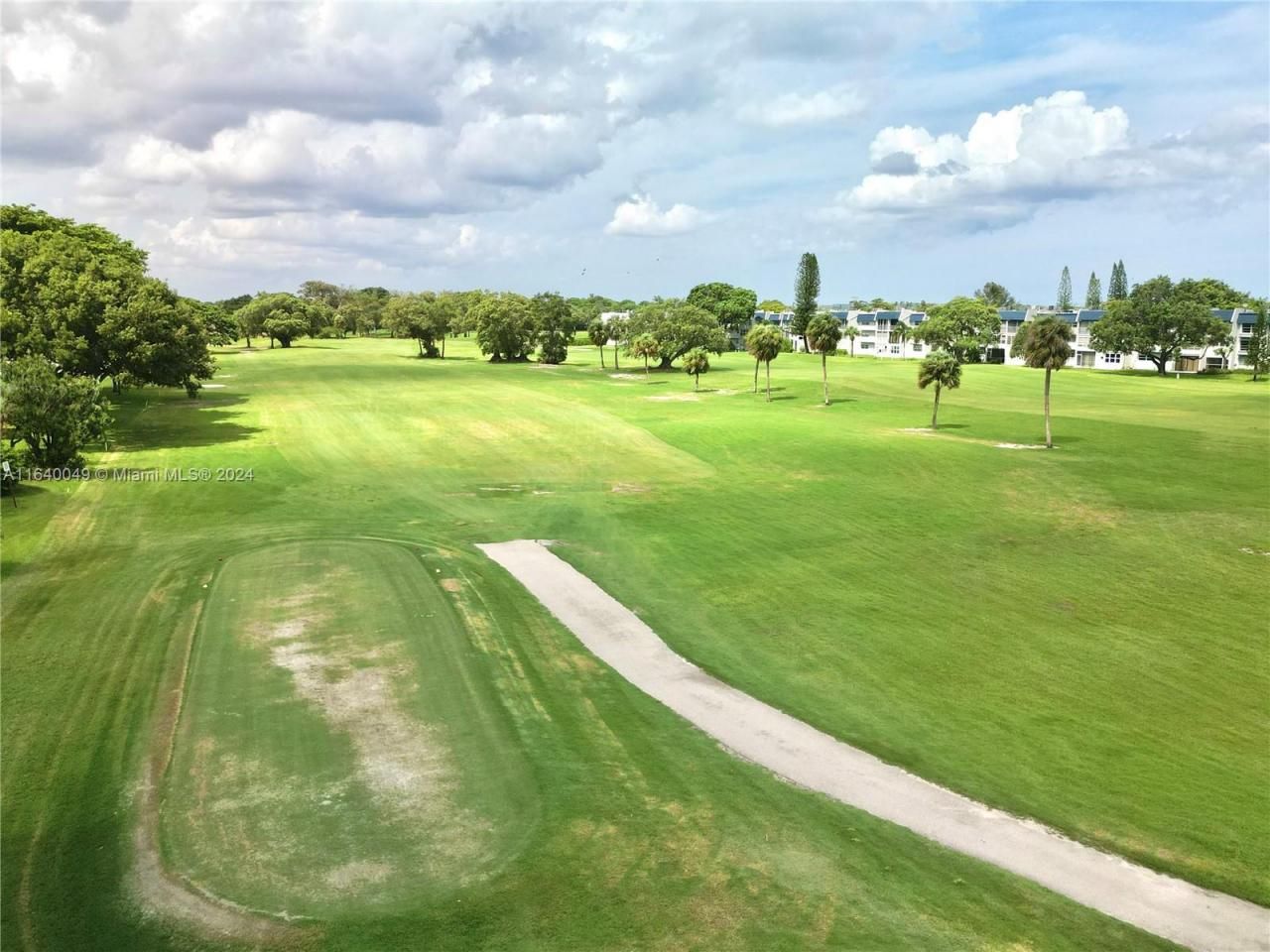 1040 Country Club Dr, Unit 404, Margate, FL 33063 Photo