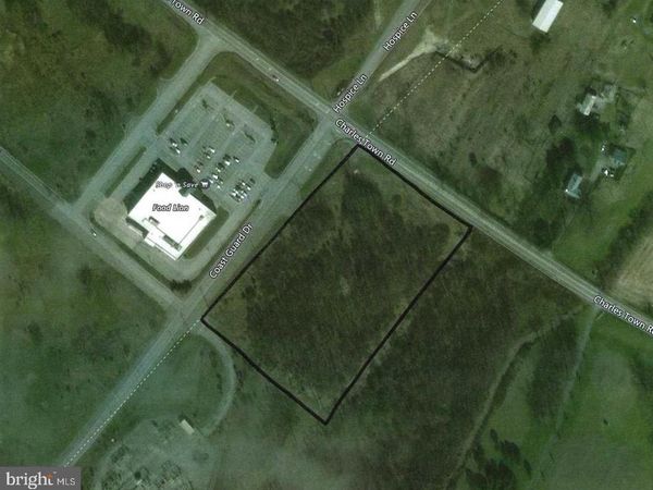 CHARLES TOWN ROAD, KEARNEYSVILLE, WV 25430