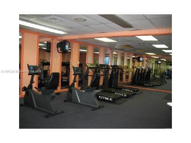 17021 N Bay Rd, Unit 915, Sunny Isles Beach, FL 33160 Photo