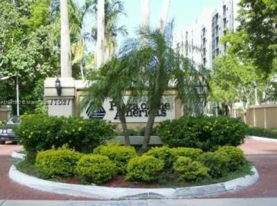 17021 N Bay Rd, Unit 915, Sunny Isles Beach, FL 33160 Photo