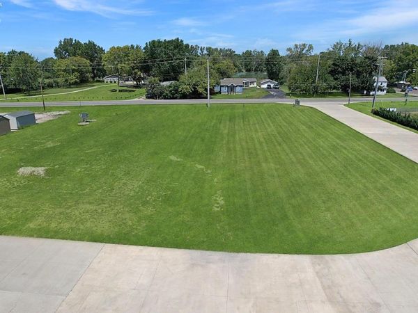2650 E Harbor Road, Port Clinton, OH 43452