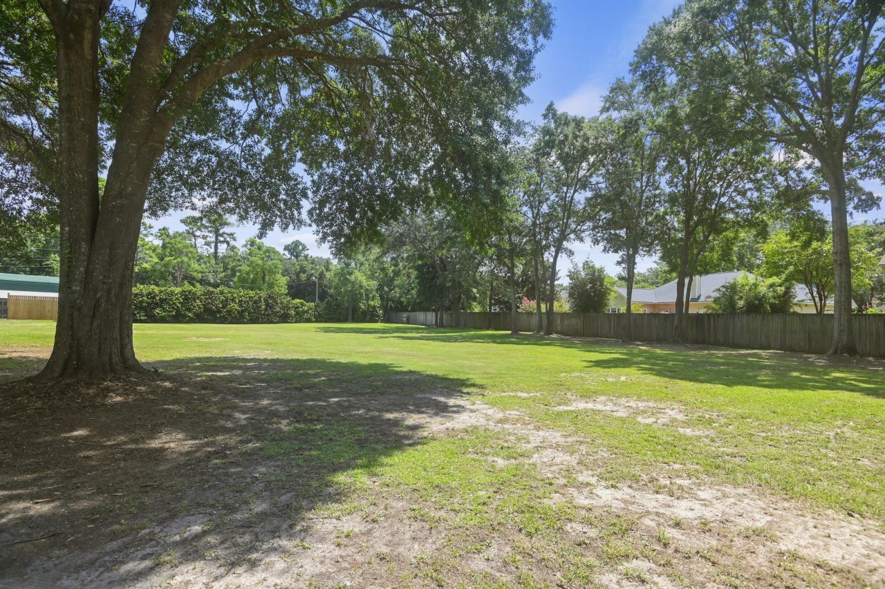 1813 Rifle Range Road Photo 11