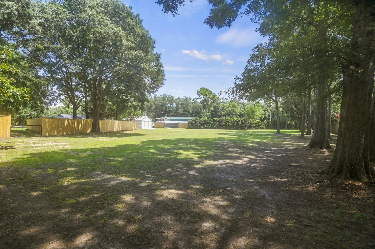 1813 Rifle Range Road Photo 16