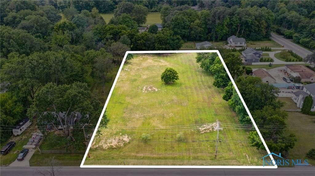 2051 Centennial Road, Toledo, OH 43617 Main Photo