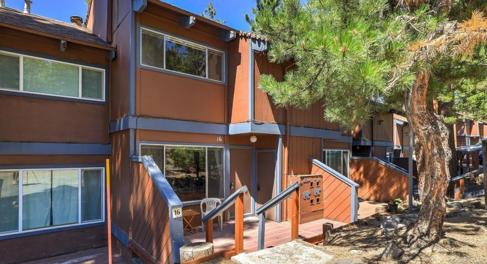 1410 Ski Run Boulevard, Unit 16, South Lake Tahoe, CA 96150 Photo