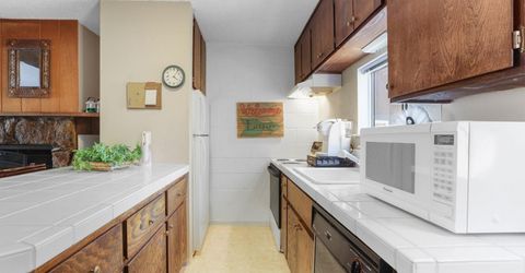1410 Ski Run Boulevard, Unit 16, South Lake Tahoe, CA 96150 Photo