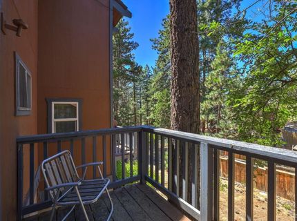 1410 Ski Run Boulevard, Unit 16, South Lake Tahoe, CA 96150 Photo