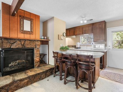 1410 Ski Run Boulevard, Unit 16, South Lake Tahoe, CA 96150 Photo