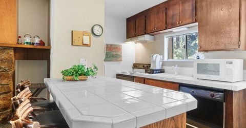 1410 Ski Run Boulevard, Unit 16, South Lake Tahoe, CA 96150 Photo