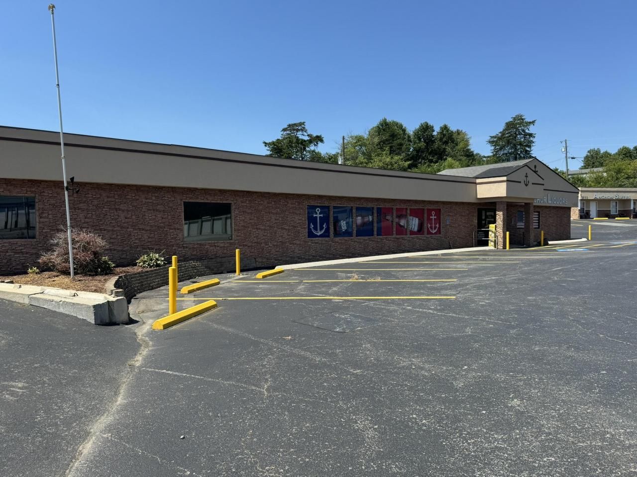 1655 Ky-92, Jamestown, KY 42629 Main Photo