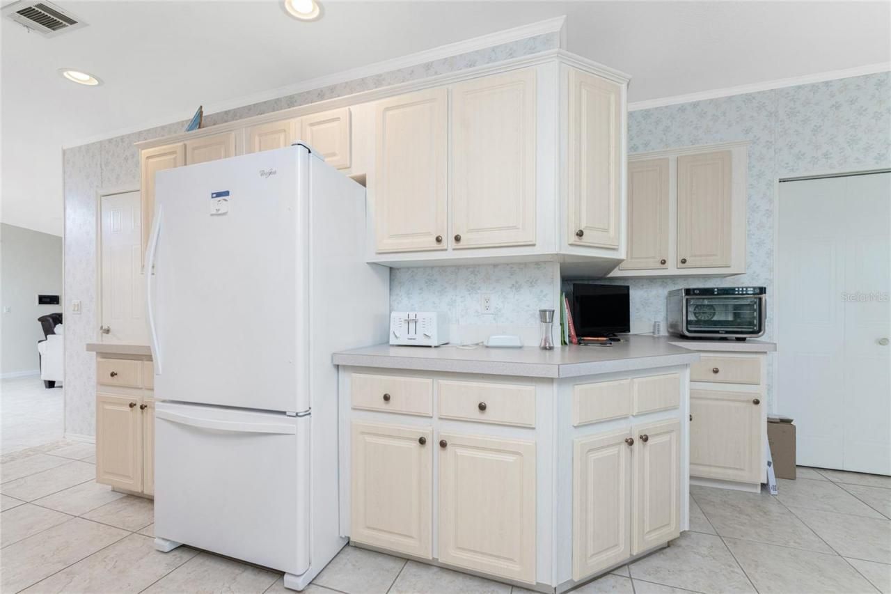 63 Windmill Boulevard, Unit 204O, Punta Gorda, FL 33950 Photo