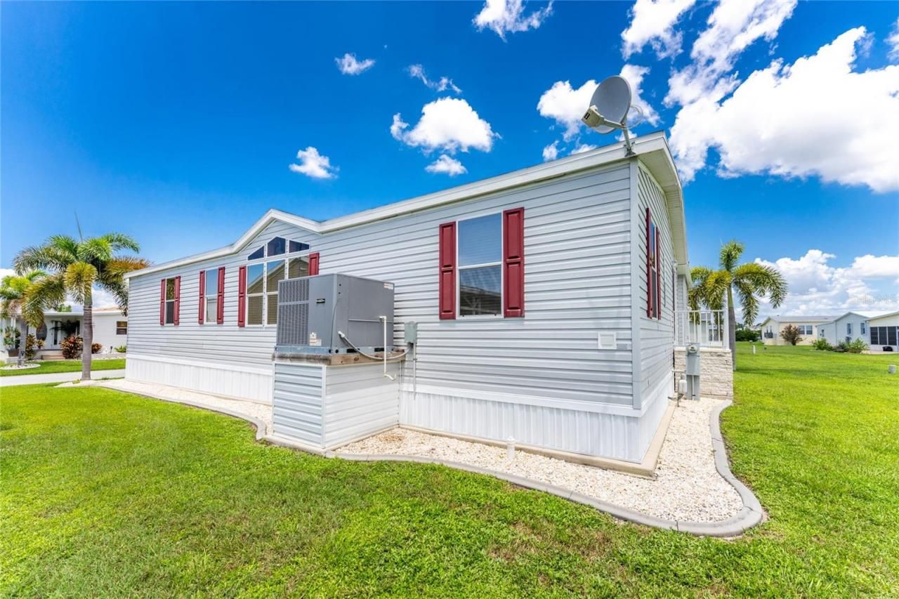 63 Windmill Boulevard, Unit 204O, Punta Gorda, FL 33950 Photo