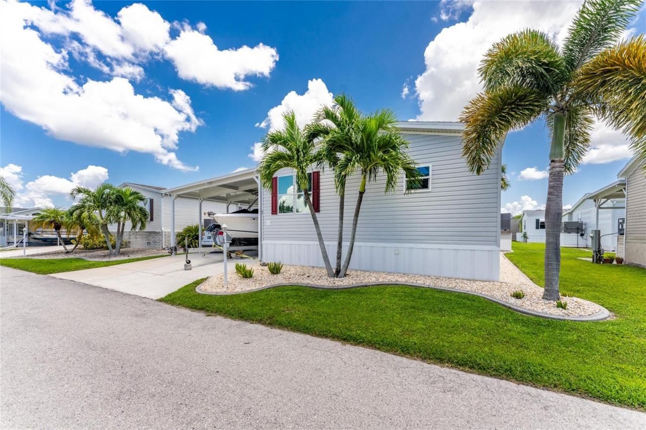 63 Windmill Boulevard, Unit 204O, Punta Gorda, FL 33950 Photo