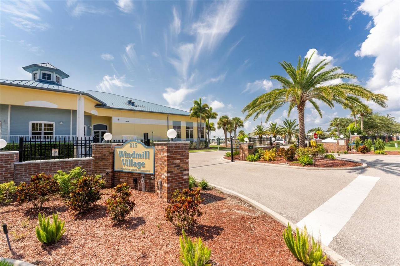 63 Windmill Boulevard, Unit 204O, Punta Gorda, FL 33950 Photo