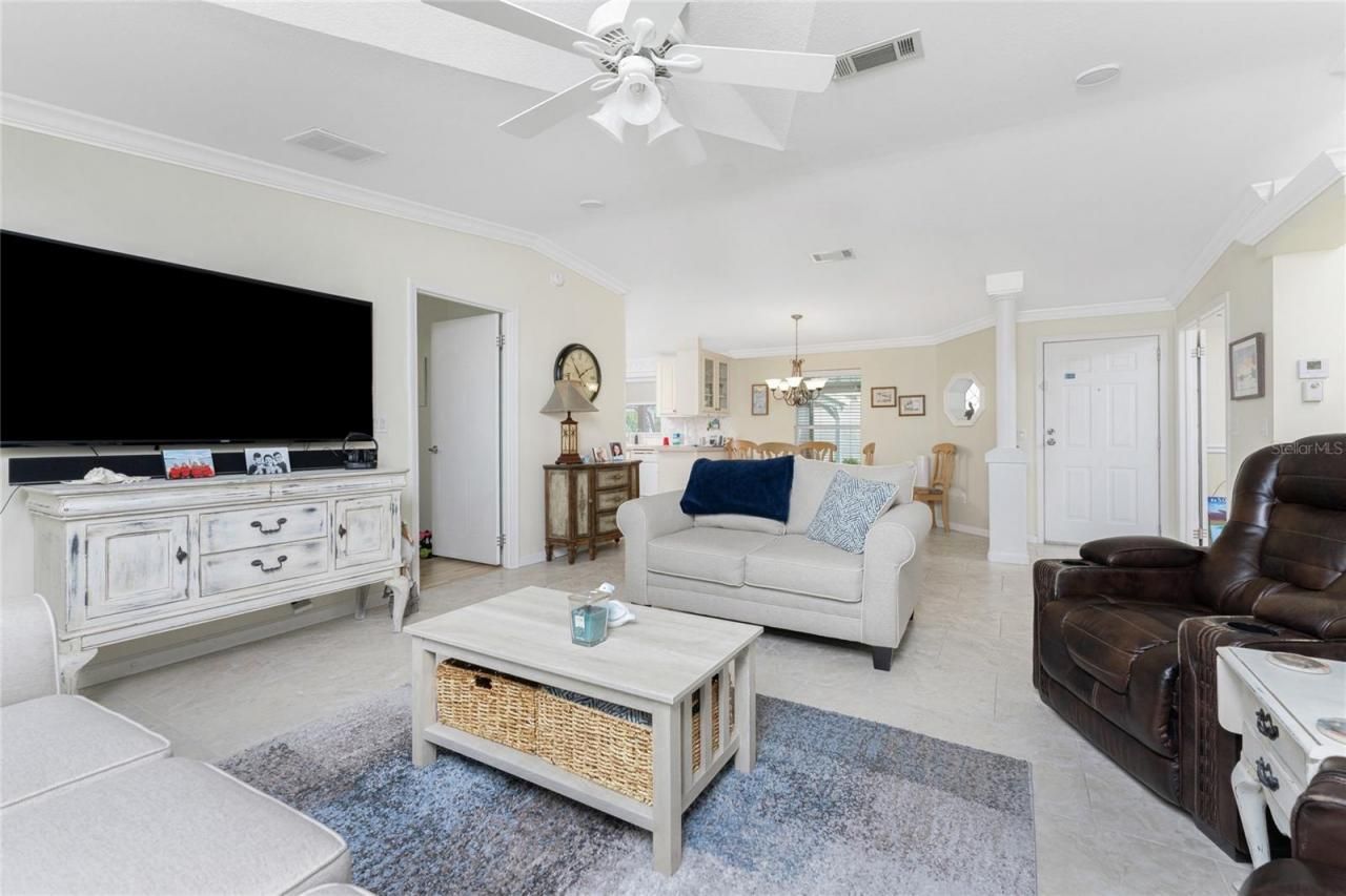 63 Windmill Boulevard, Unit 204O, Punta Gorda, FL 33950 Photo